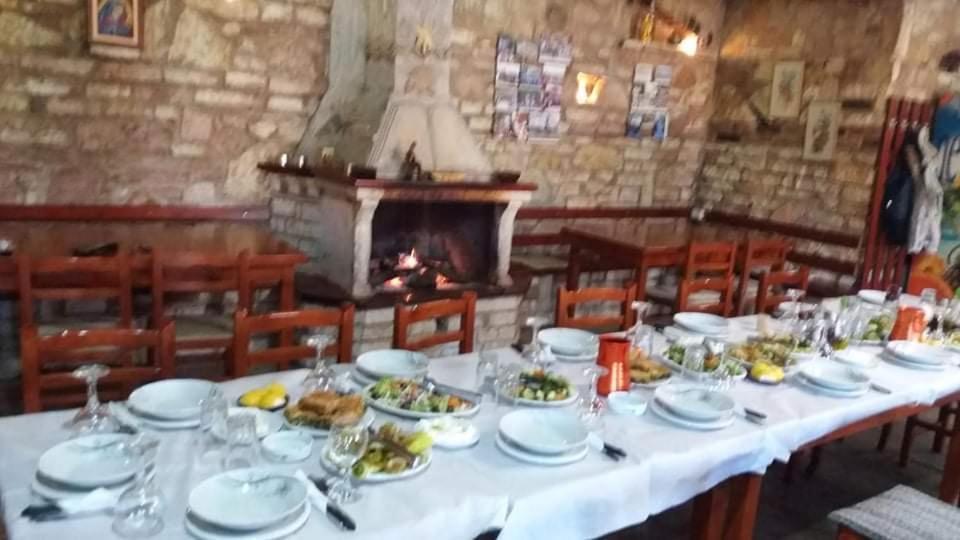 Villa Muzhaqi Nivice Екстериор снимка